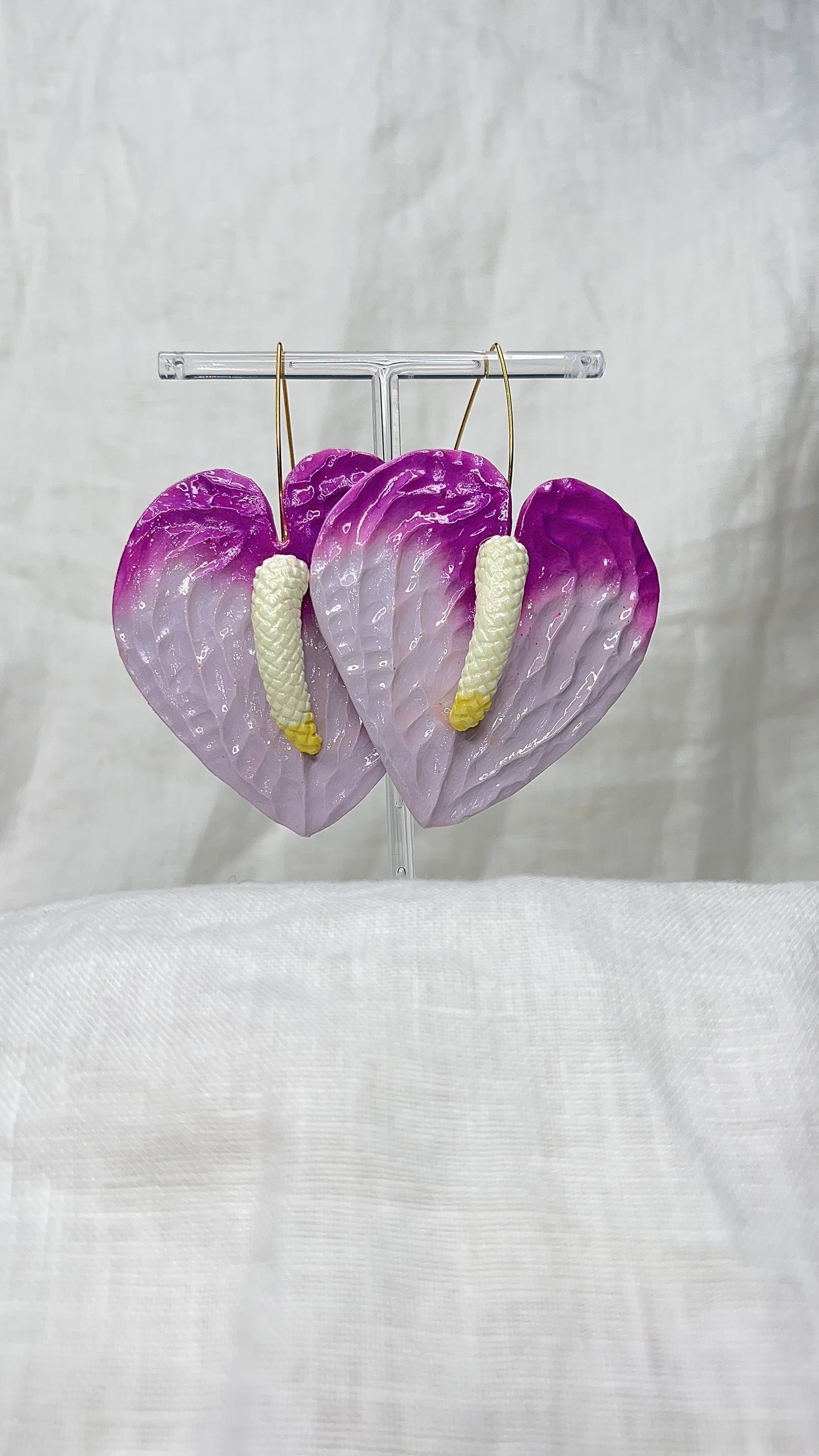 Anthurium flower hooks