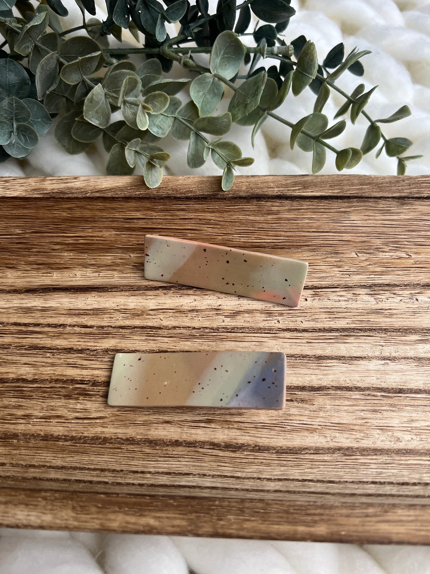 Earth tone barrette