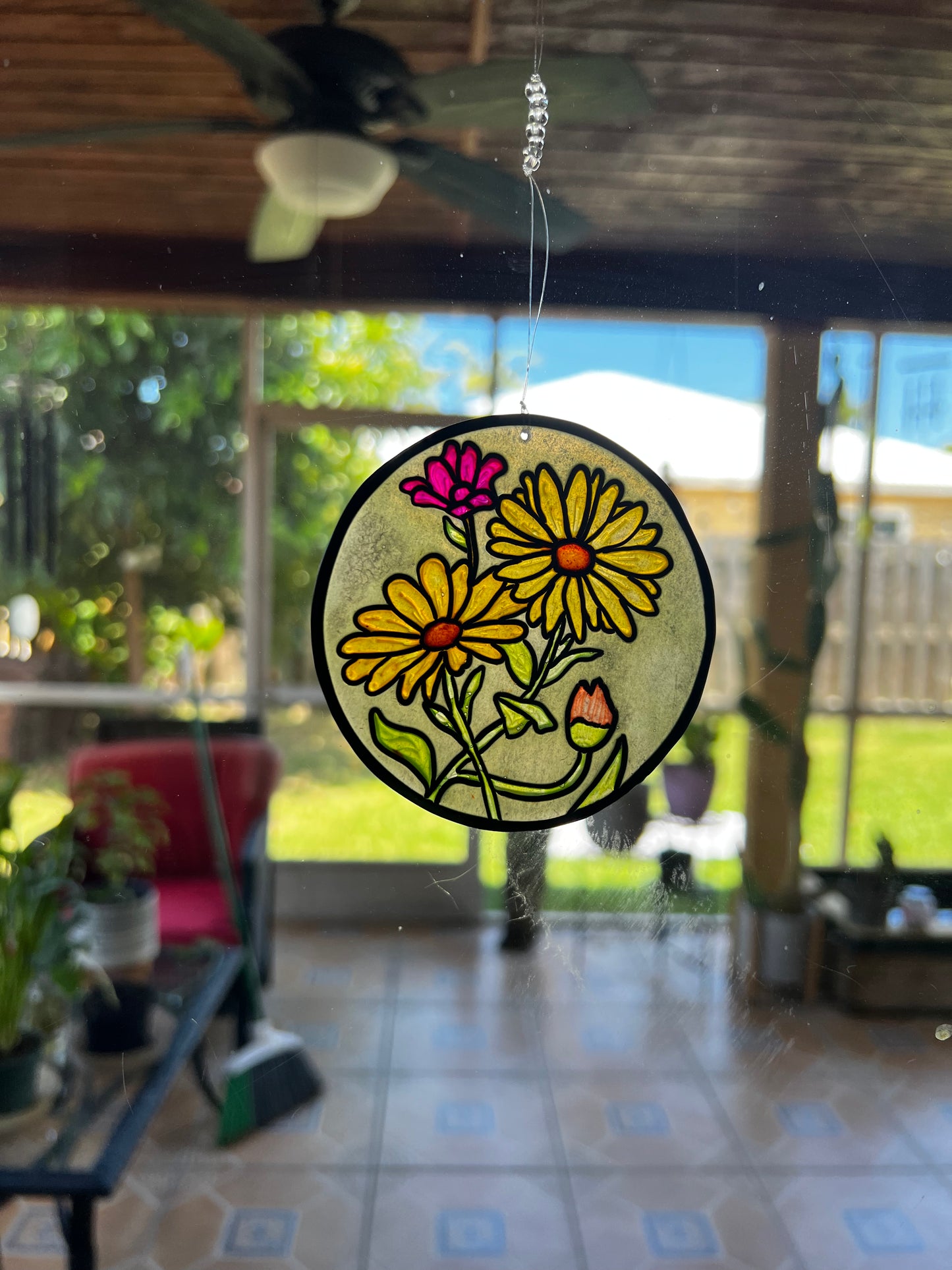 Daisy sun catcher